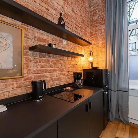 Lovely 1bedroom Loft Located In Center *