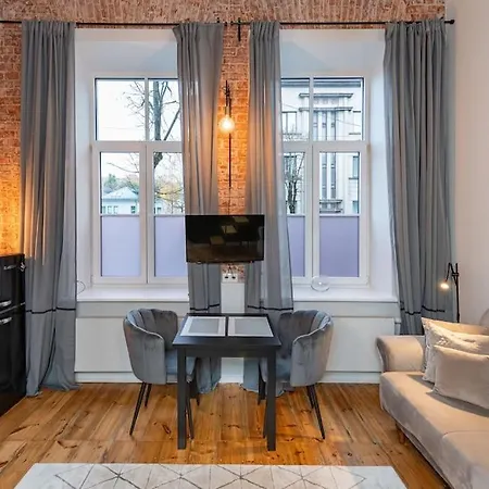 Apartment Lovely 1bedroom Loft Located In Center