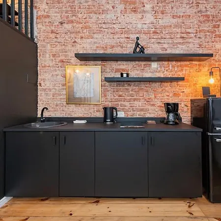 Lovely 1bedroom Loft Located In Center